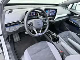 Volkswagen ID.4 (2022) thumbnail 3