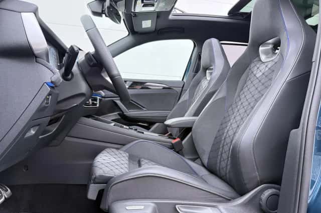 Volkswagen Tayron (2025) thumbnail 4