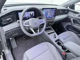 Volkswagen Tiguan (2026) thumbnail 2