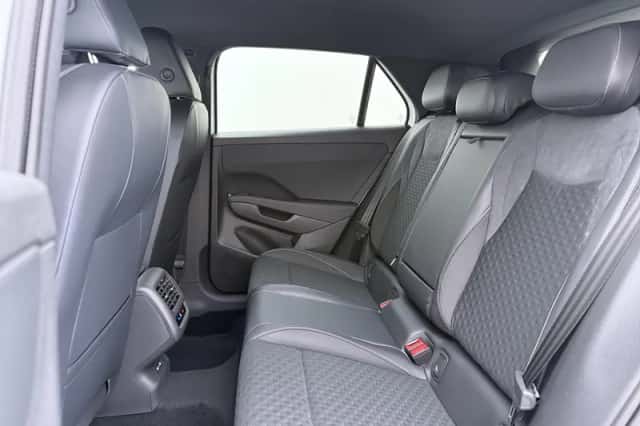 Volkswagen T-Roc (2026) thumbnail 6