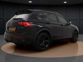 Volkswagen Tiguan (2022) thumbnail 5