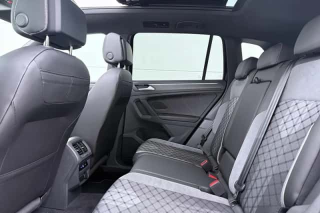 Volkswagen Tiguan (2022) thumbnail 7