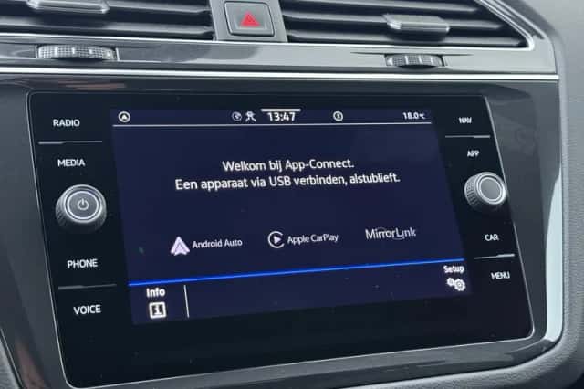 Volkswagen Tiguan (2022) thumbnail 10