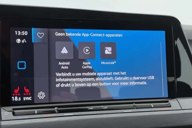 Volkswagen Golf (2021) thumbnail 11