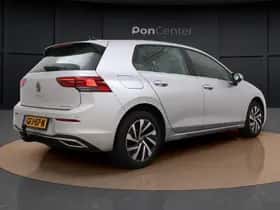 Volkswagen Golf (2021) thumbnail 5