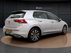 Volkswagen Golf (2021) thumbnail 5