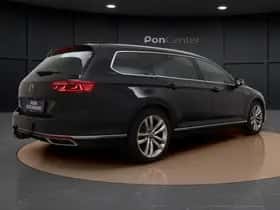 Volkswagen Passat (2023) thumbnail 5
