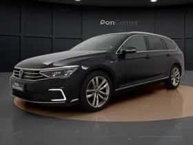 Volkswagen Passat (2023) thumbnail 9