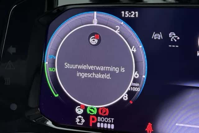 Volkswagen Golf (2025) thumbnail 12