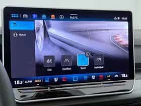 Volkswagen Golf (2025) thumbnail 12
