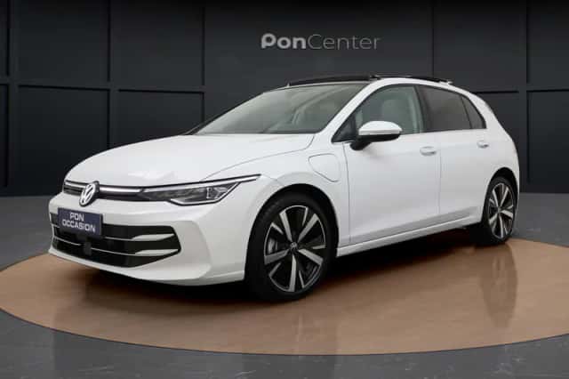 Volkswagen Golf (2025) thumbnail 16