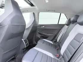 Volkswagen Golf (2025) thumbnail 7