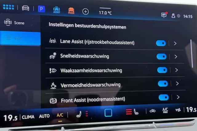 Volkswagen Golf (2025) thumbnail 11