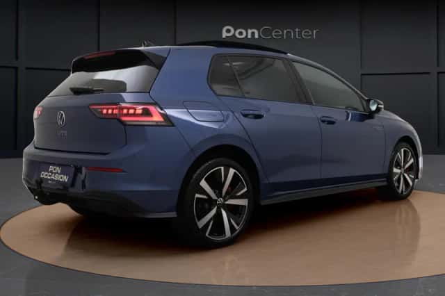 Volkswagen Golf (2025) thumbnail 5