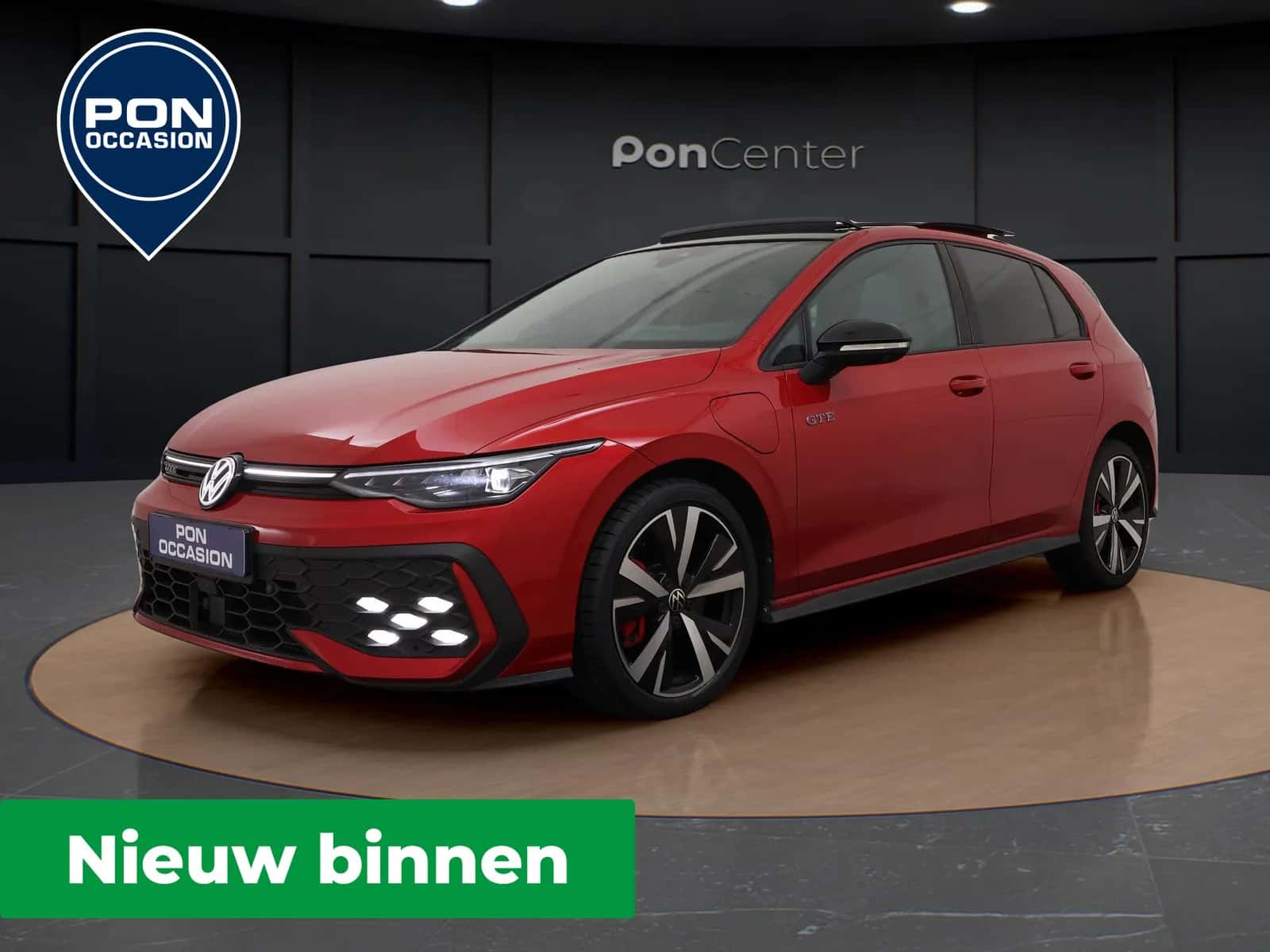 Volkswagen Golf (2025) — foto 1