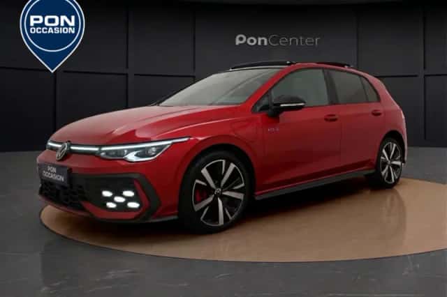 Volkswagen Golf (2025) thumbnail 2