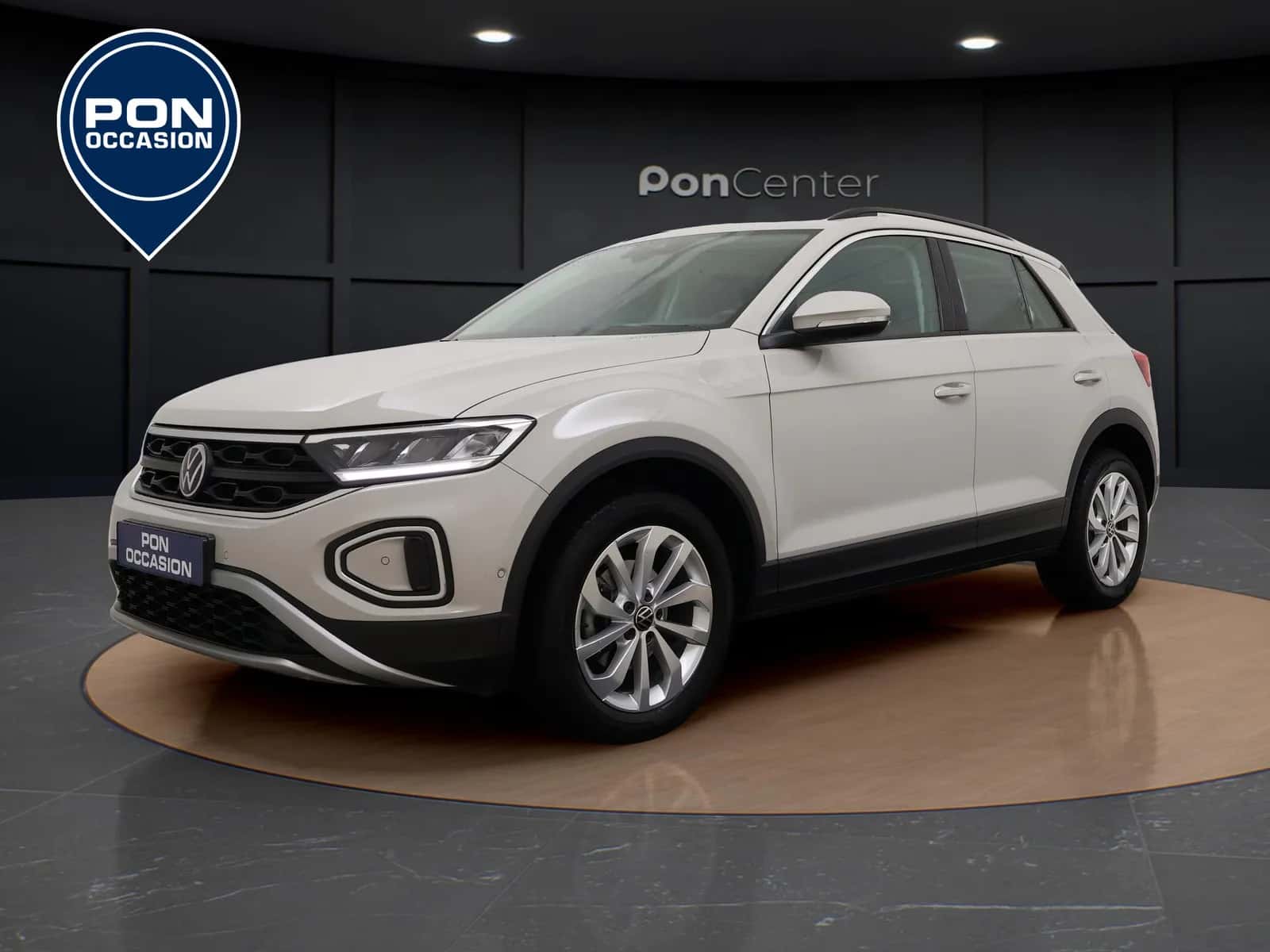 Volkswagen T-Roc (2023) — foto 1
