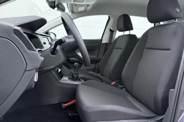 Volkswagen Polo (2022) thumbnail 4