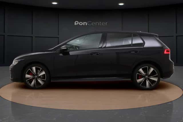 Volkswagen Golf (2022) thumbnail 6