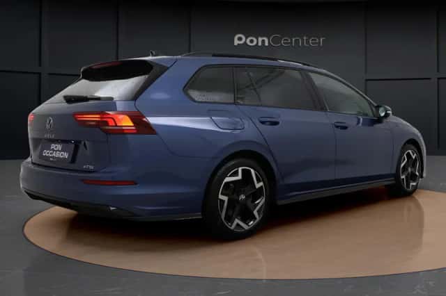 Volkswagen Golf (2025) thumbnail 5