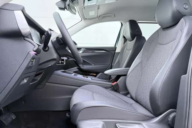 Volkswagen Tayron (2025) thumbnail 4