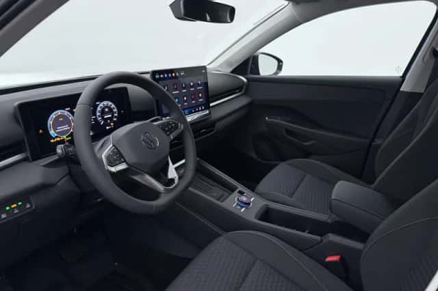 Volkswagen T-Roc (2026) thumbnail 2