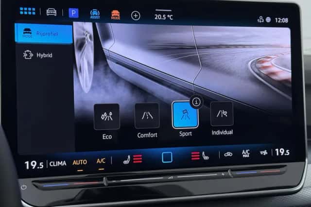 Volkswagen Golf (2025) thumbnail 12