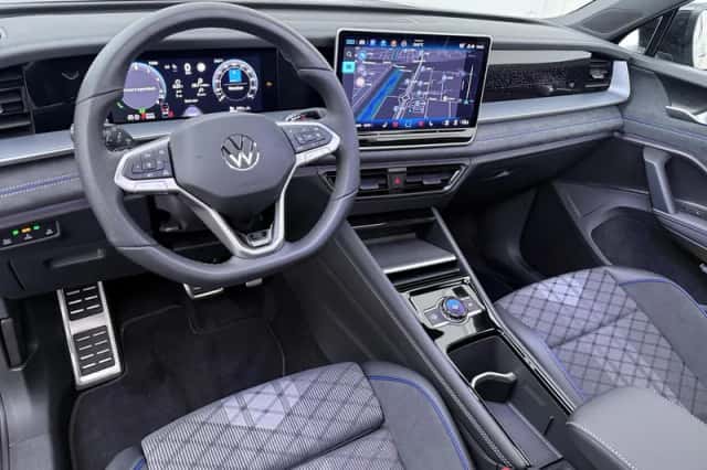 Volkswagen Tayron (2025) thumbnail 3