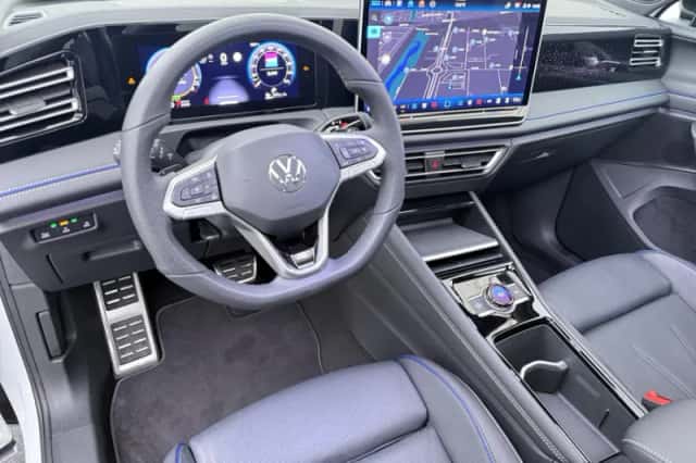 Volkswagen Tiguan (2025) thumbnail 4