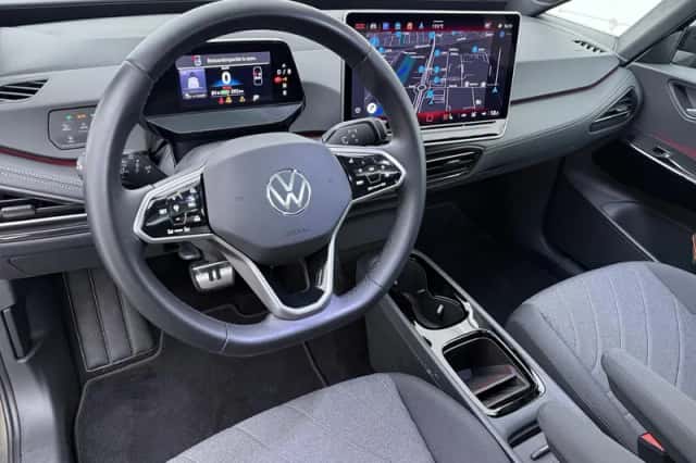 Volkswagen ID.3 (2025) thumbnail 3