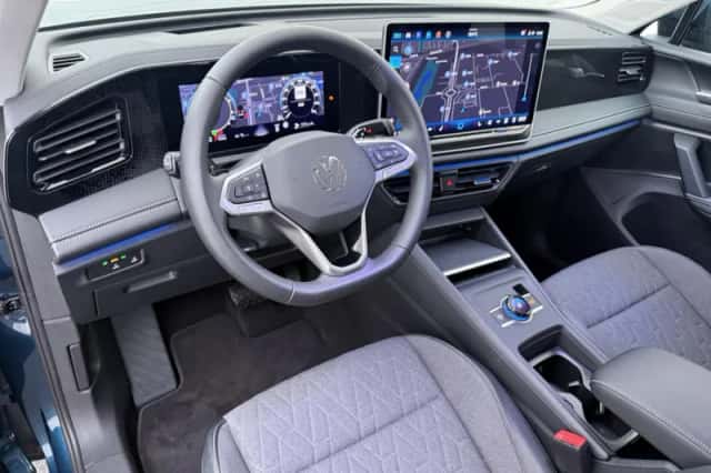Volkswagen Tiguan (2025) thumbnail 4