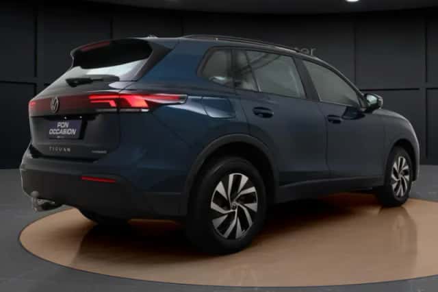 Volkswagen Tiguan (2025) thumbnail 6
