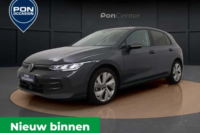 Volkswagen Golf (2024) thumbnail 1