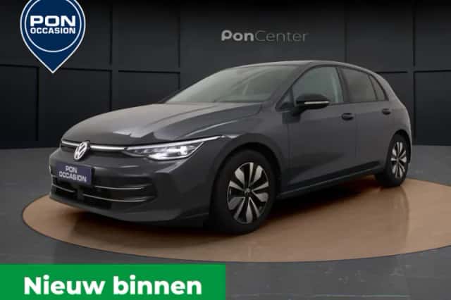 Volkswagen Golf (2025) thumbnail 2