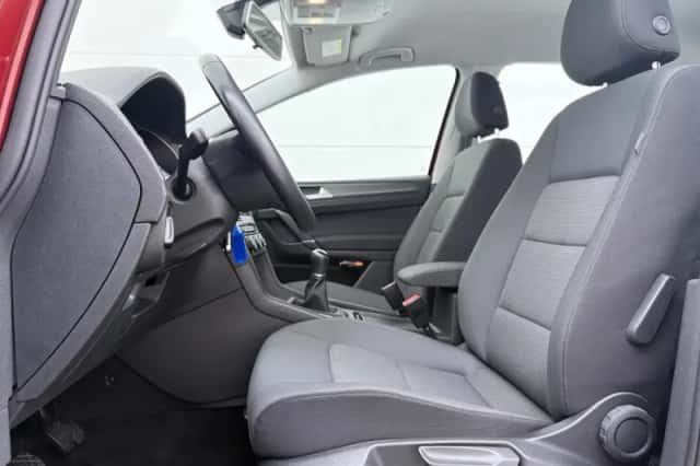 Volkswagen Golf Sportsvan (2020) thumbnail 5