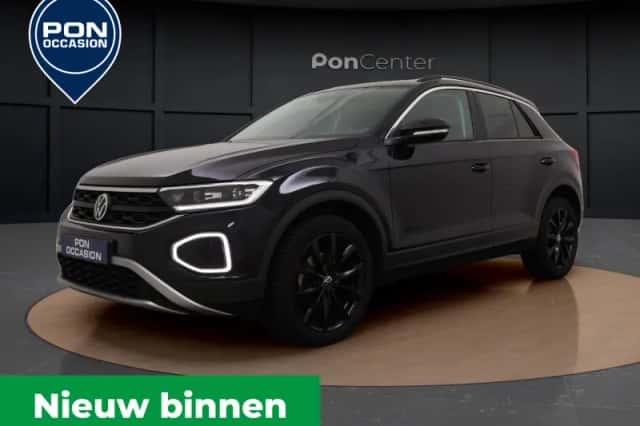 Volkswagen T-Roc (2024) thumbnail 1
