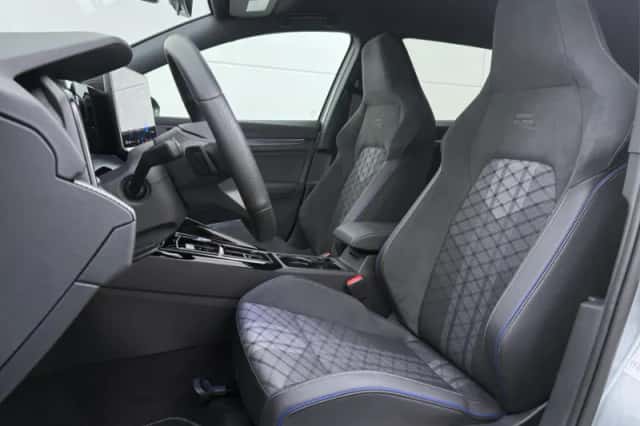 Volkswagen Golf (2026) thumbnail 5