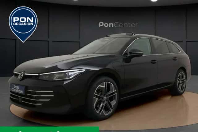 Volkswagen Passat (2025) thumbnail 1