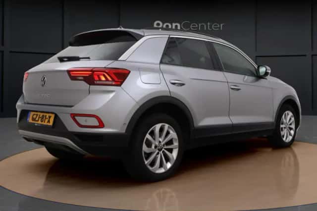 Volkswagen T-Roc (2025) thumbnail 6