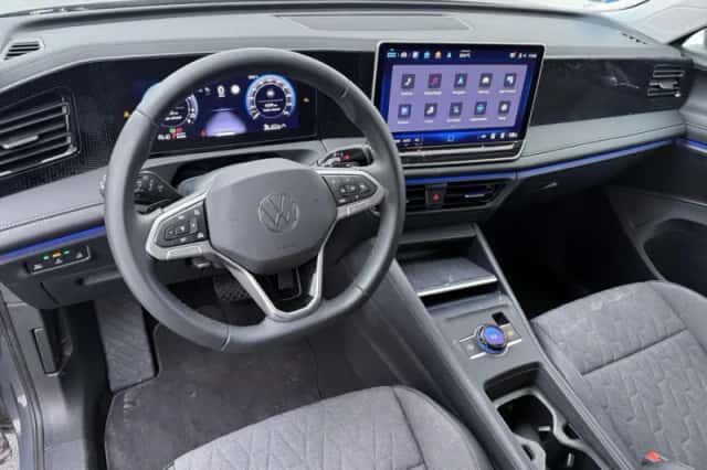 Volkswagen Tiguan (2025) thumbnail 4