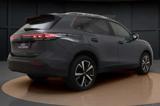 Volkswagen Tiguan (2025) thumbnail 6