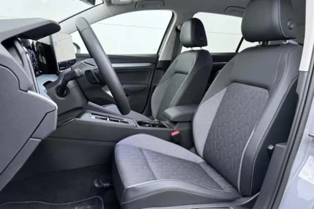 Volkswagen Golf (2026) thumbnail 5