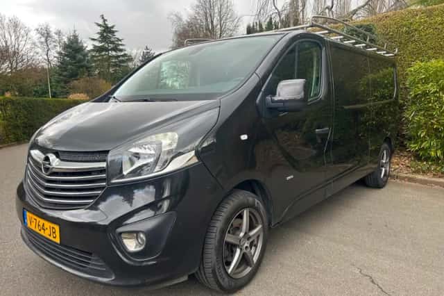 Opel Vivaro (2017) thumbnail 2