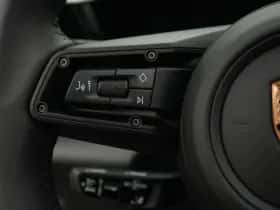Porsche Macan (2026) thumbnail 37