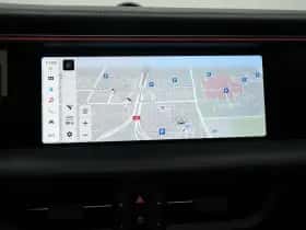 Porsche Macan (2026) thumbnail 40