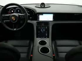Porsche Taycan (2025) thumbnail 7