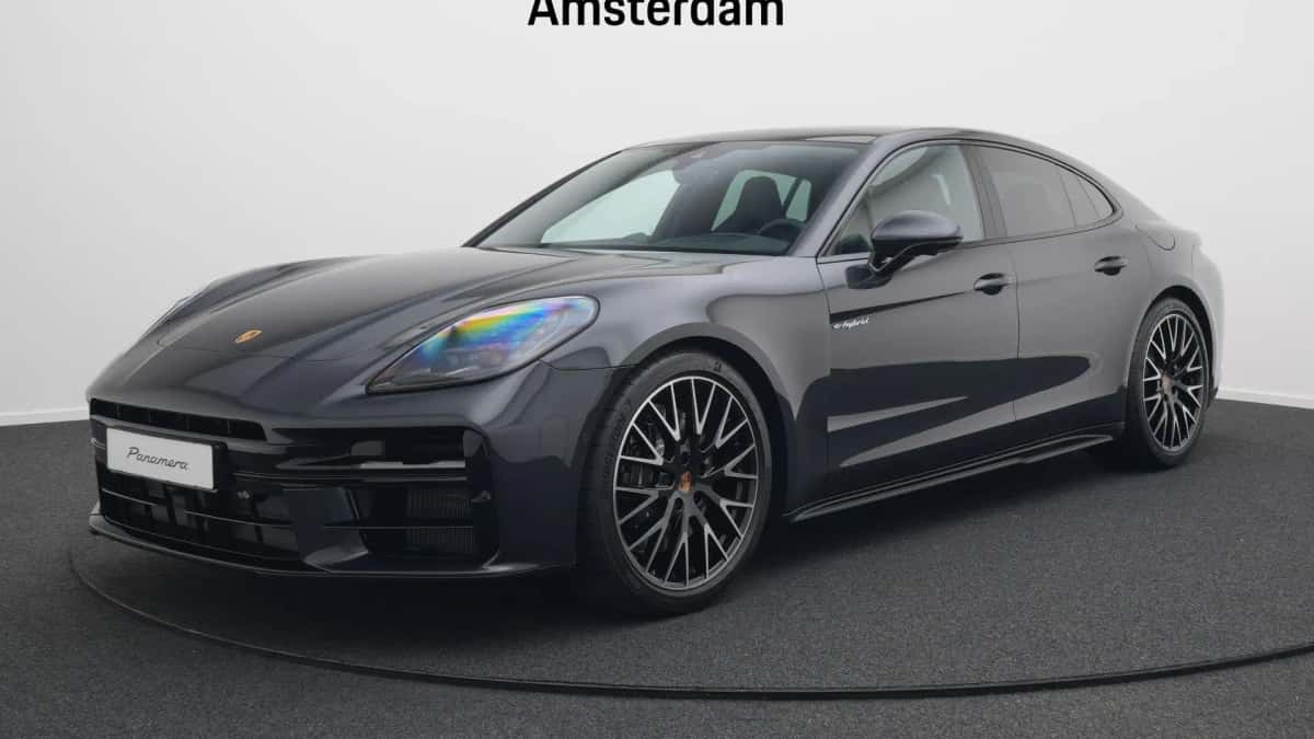 Porsche Panamera (2026) — foto 1