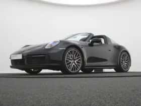 Porsche 911 (2021) thumbnail 22