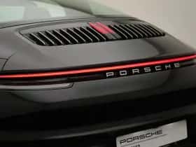 Porsche 911 (2021) thumbnail 48
