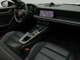 Porsche 911 (2021) thumbnail 7